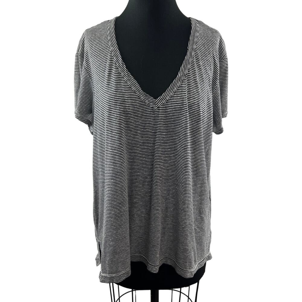 Wilt Black White Top Cotton Striped Ribbed V-Neck Short Sleeve Size Large L USA